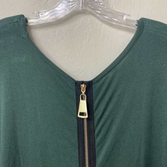 Soft Surroundings green sweater with gold back zipper size small - Picture 8 of 10